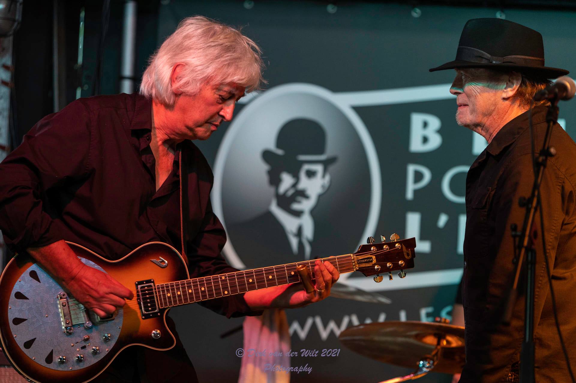 12 BAR BLUES BAND